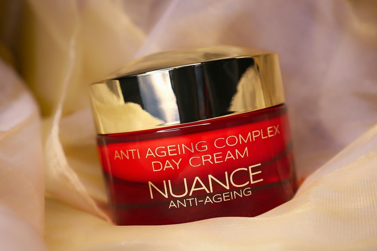 다시 젊어진 '왕년의 大스타들'... 혹시 얼굴 지방흡입? - 이미지 1