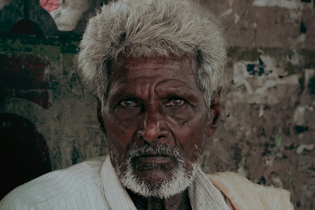 “살찐 게 아니라 흘러내린 것”…턱선 무너뜨리는 ‘이 근육’, 정체는? - 이미지 1