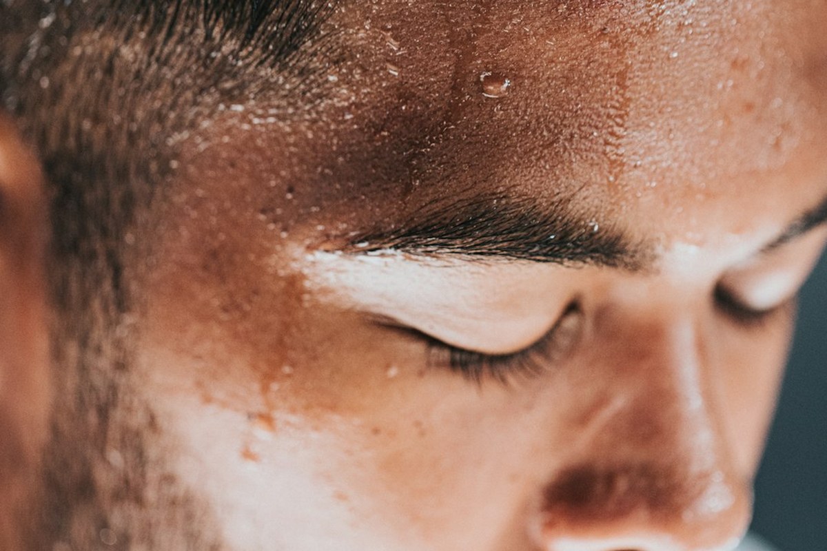 벌써 겁나는 다한증…수술만이 답일까? [건강한겨레] - 이미지 3