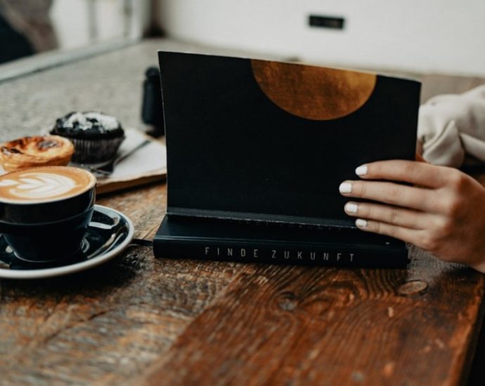 📱 디지털 과몰입 탈출! 스마트폰 사용 줄이는 5가지 현실적인 방법 💡