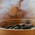 "절대 이렇게 하지마세요" 사우나에서 무심코 한 행동, 피부 망치는 지름길 [건강잇슈]