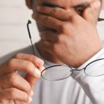 ⚠️ 눈물, 이물감 반복된다면? 단순 속눈썹 찔림 아닌 '안검내반' 의심하세요!