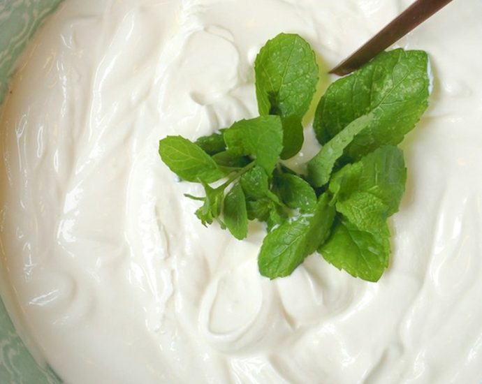 ✅ 70kg 감량 비법? '이것' 하나로 아침 든든! 그릭요거트, 똑똑하게 먹는 법 💡