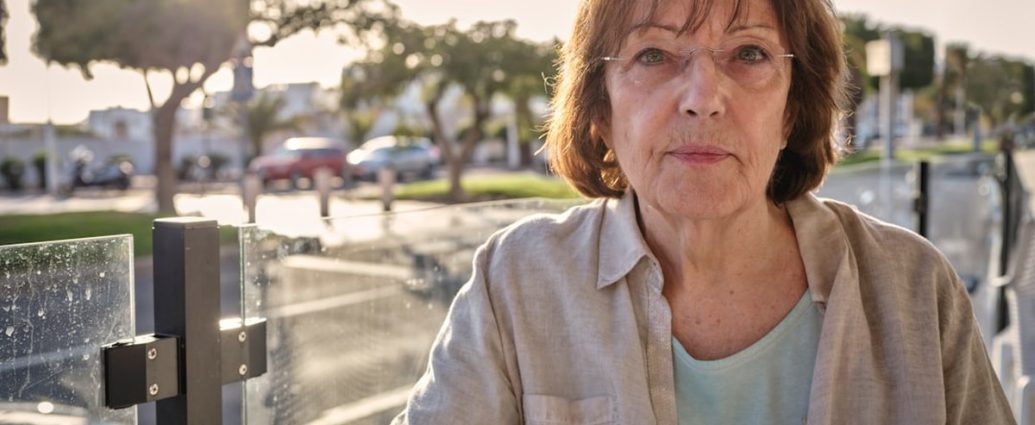 ✅ 50대 '젓가락 다리'의 위험한 진실: 근감소증과 마른 비만, 당신의 건강을 위협한다!