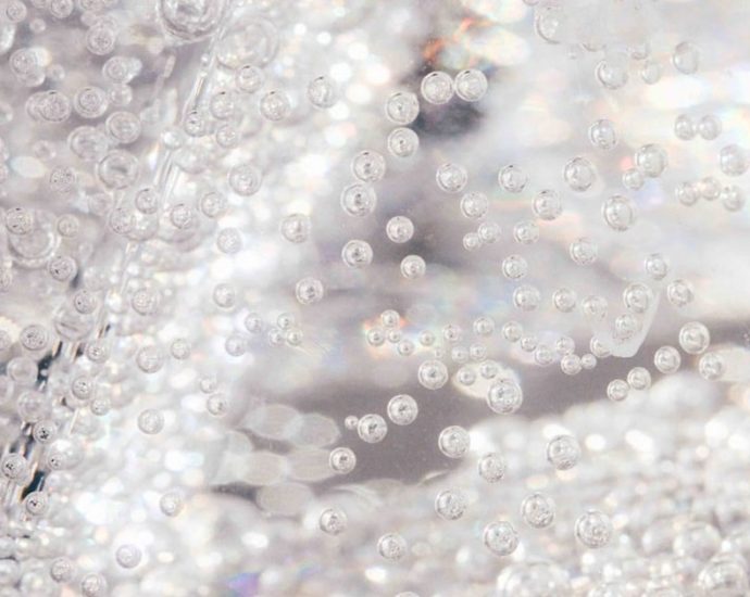 💧 커피 대신 탄산수? 졸음 쫓고 집중력 높이는 상쾌한 비법!