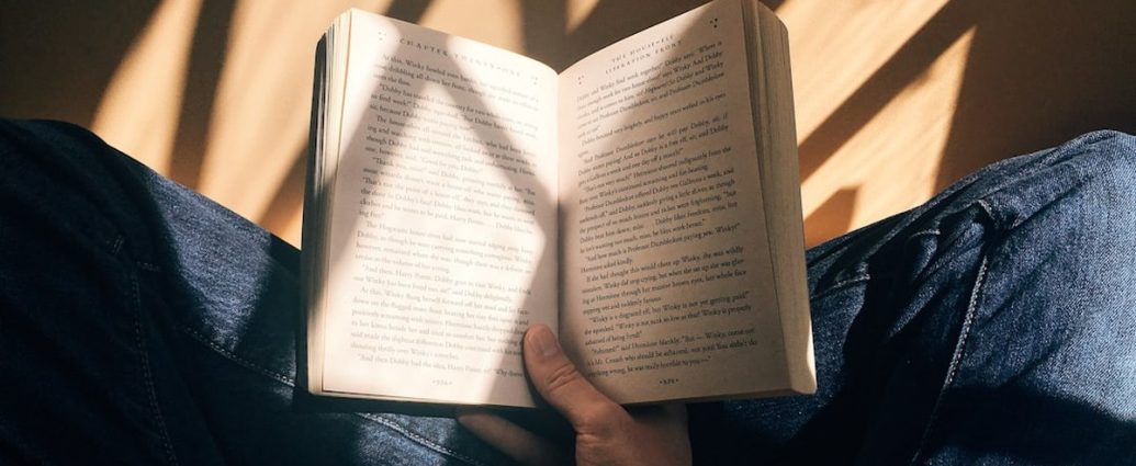 📚💡 평생 독서·글쓰기, 치매 위험 38% ↓ 발병 5년 늦춘다! 뇌 건강 지키는 습관