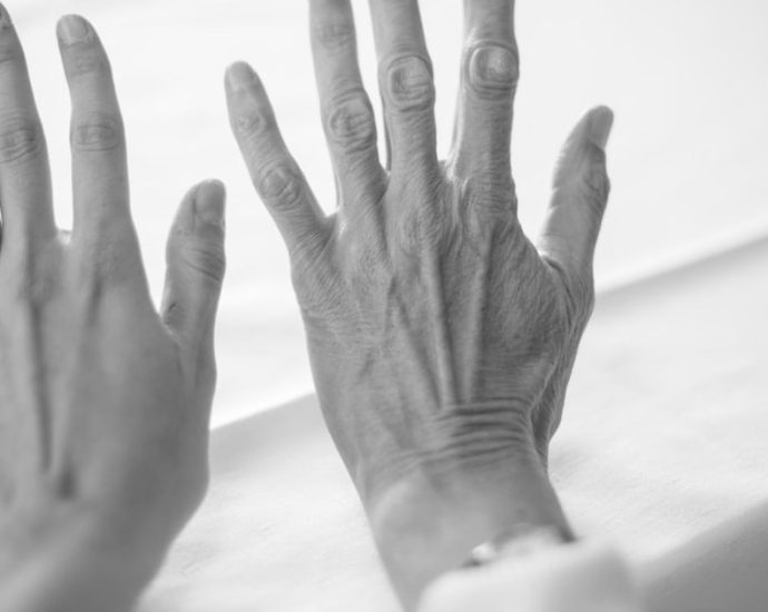 나잇살, 왜 나만 찔까? 😥 하지영도 끊은 '이것'의 진실과 현명한 관리법!