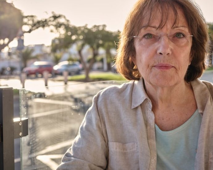 채식 80세 이상 노인, 100세까지 살 가능성 떨어진다?