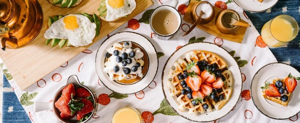 아침 식사 거르면 혈당에 ⚠️경고등! 인슐린 저항성, 비만 위험까지? 💡