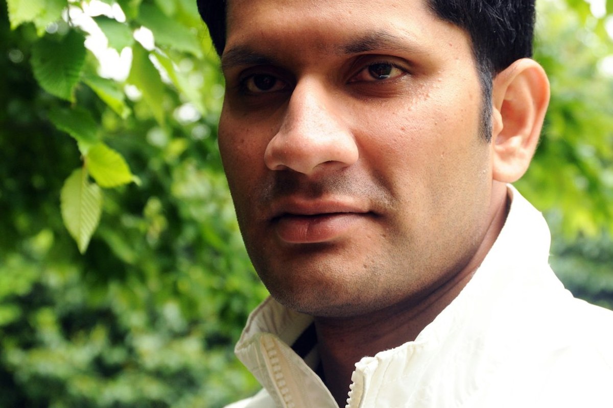 귀지, 파지 마세요! 귓속 방어막의 비밀과 난청 위험 ✅ - 이미지 1