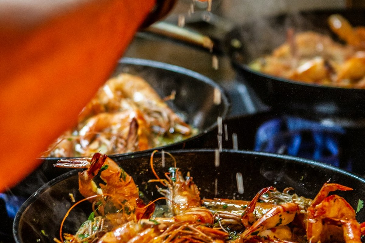 올해 첫 비브리오패혈증 환자 발생! 🚨 해산물 섭취, 이렇게 주의하세요! - 이미지 1