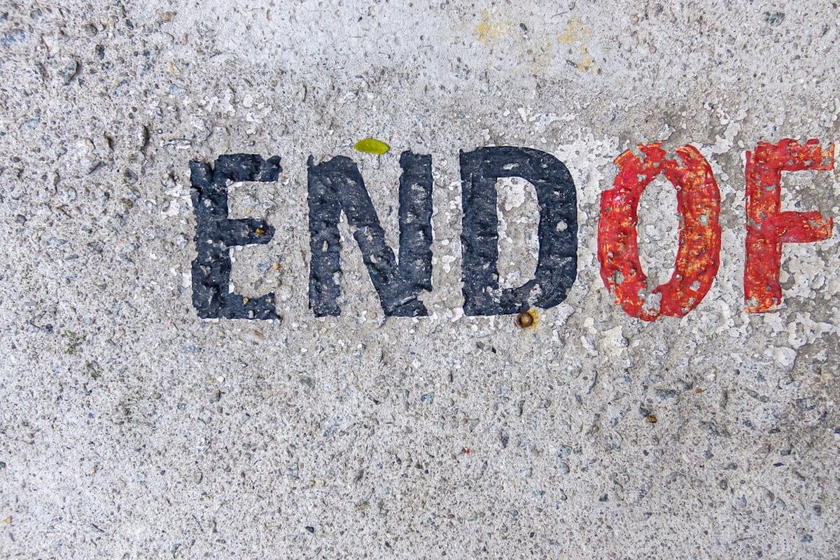 연명 치료, 마지막 순간의 선택: 보호자와 의료진의 깊은 고민 - 이미지 1