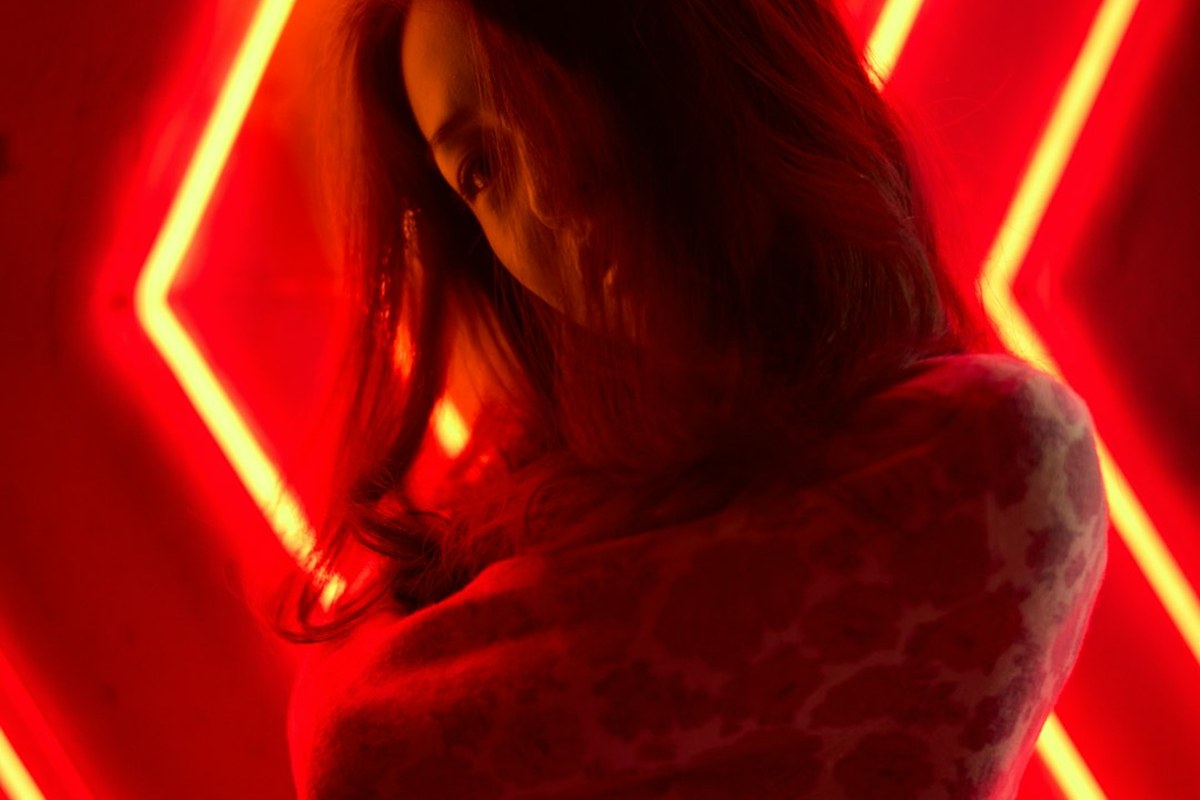 붉어진 얼굴, 단순 열감? '안면 홍조' 방치하면 위험! 💡 원인부터 관리법까지 총정리 ✅ - 이미지 2