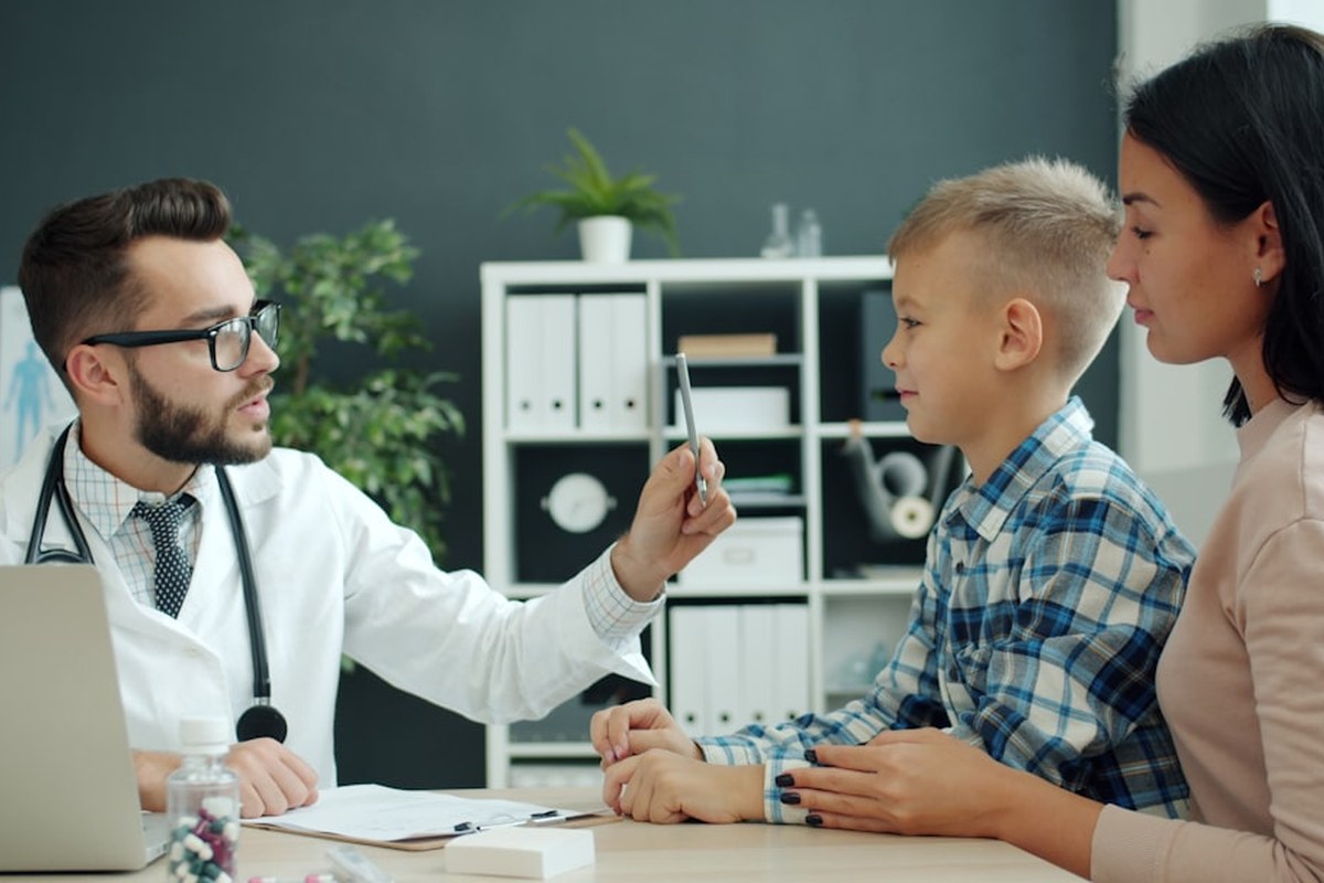 💊 전쟁 여파가 아이 감기약까지? 플라스틱 약통 품귀 현상, 왜? - 이미지 2