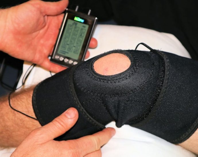 💥무릎 골절, 단순 뼈 부상? 관절 기능 지키는 초기 치료의 모든 것! ✅