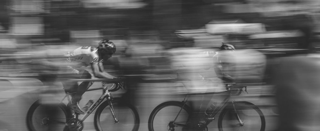 🚴‍♀️ 사이클 고수들의 비밀 병기, 클릿 슈즈 완벽 분석! 피로↓ 효율↑ 안전까지 챙기세요 ✅