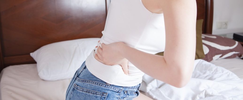 🚨 갑자기 허리 아프다면? 척추 압박골절 의심! 증상, 진단, 치료법 총정리 ✅