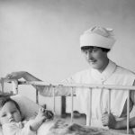 💊 전쟁 여파가 아이 감기약까지? 플라스틱 약통 품귀 현상, 왜?