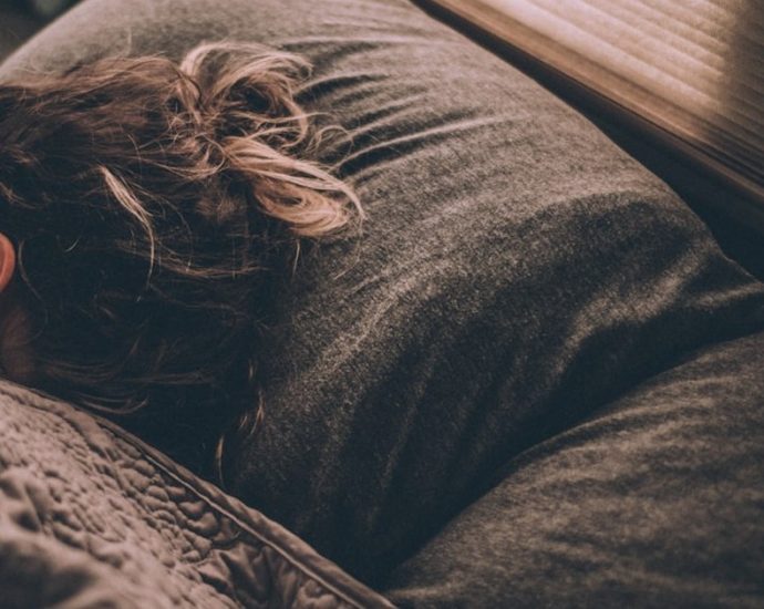 꿀잠의 비밀은 '생생한 꿈'?! 뇌과학으로 밝혀진 숙면의 진실 ✅