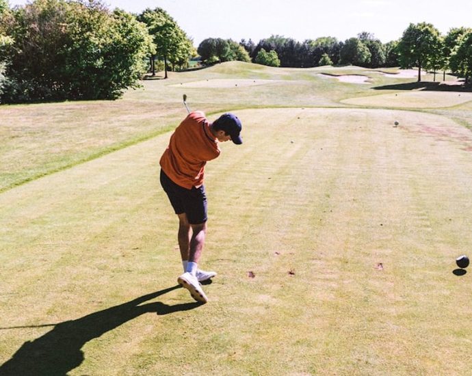 🏌️‍♀️ 파크골프 전성시대: 남녀노소 누구나 즐기는 '뺄셈의 미학' ⛳