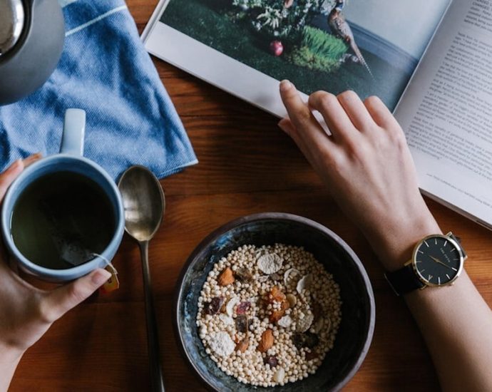 ☀️ 아침 습관의 비밀: 소화 의사들이 추천하는 ‘이 음료’로 하루 시작하기 ✅